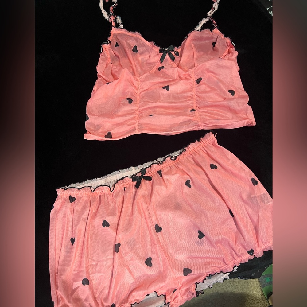 New SHEIN size XL pink lingerie Valentine’s Day shirt and shorts set